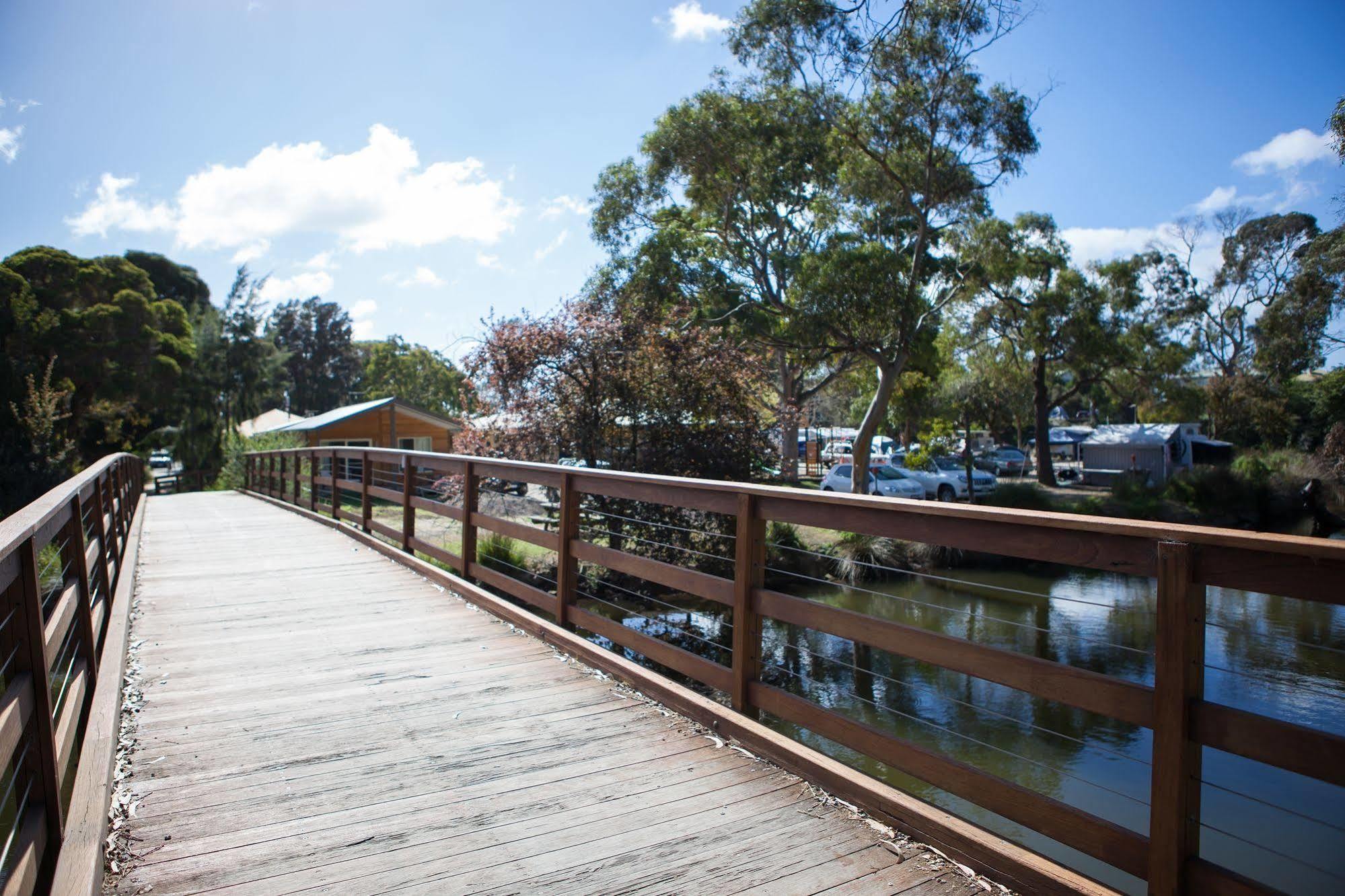 Lorne Foreshore Caravan Park Hotel Buitenkant foto